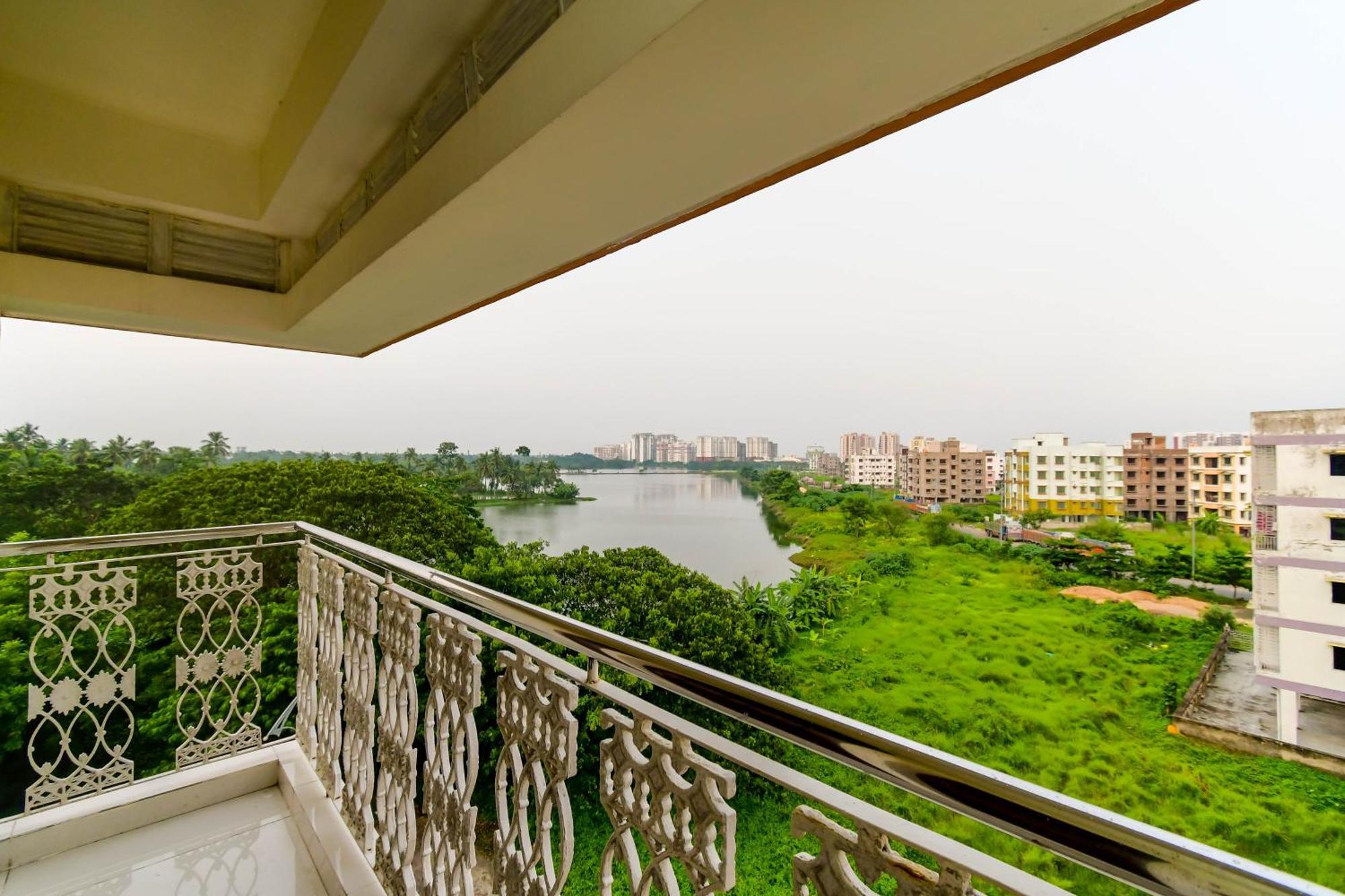 Hotel Mahal Kolkata Exterior photo
